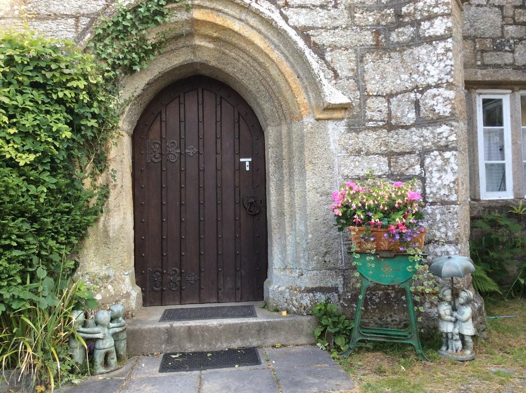 The Priory B&B Whitchurch  외부 사진