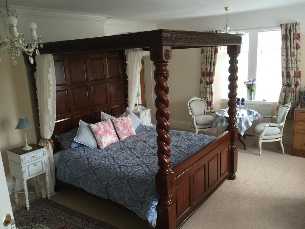 The Priory B&B Whitchurch  외부 사진