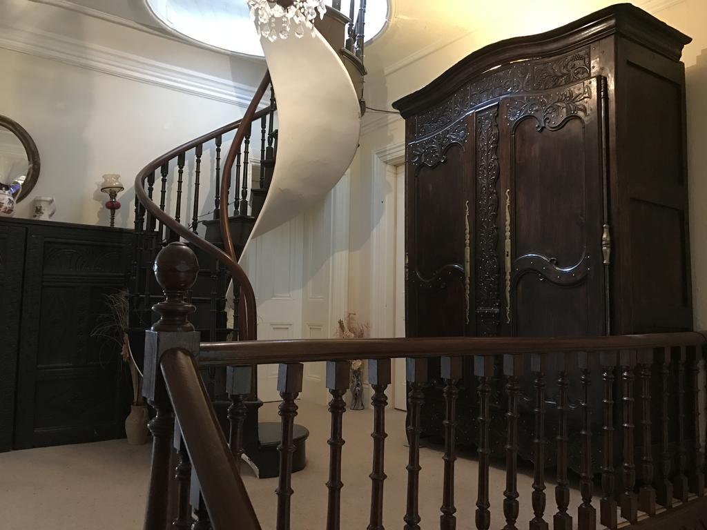 The Priory B&B Whitchurch  외부 사진
