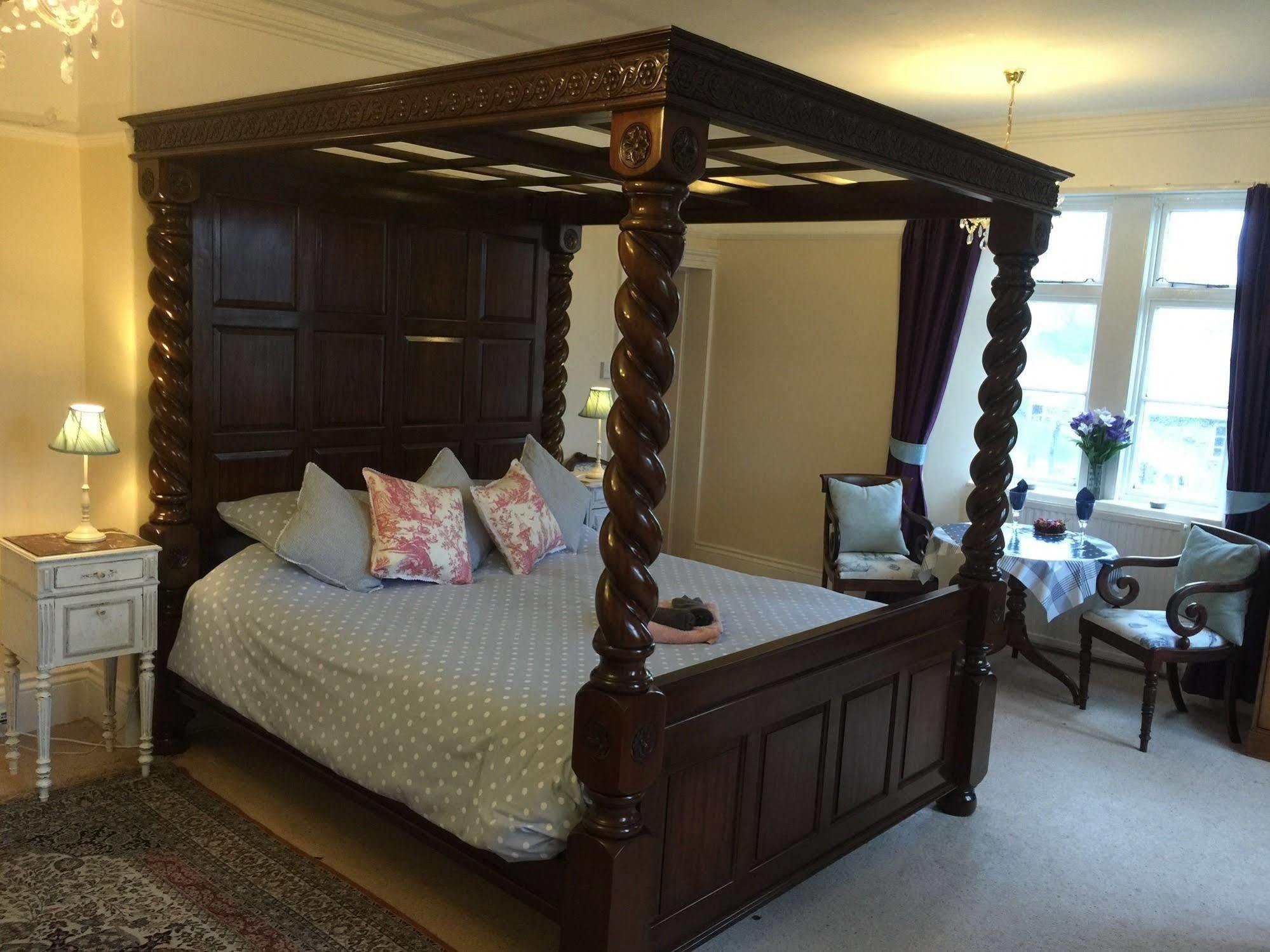The Priory B&B Whitchurch  외부 사진