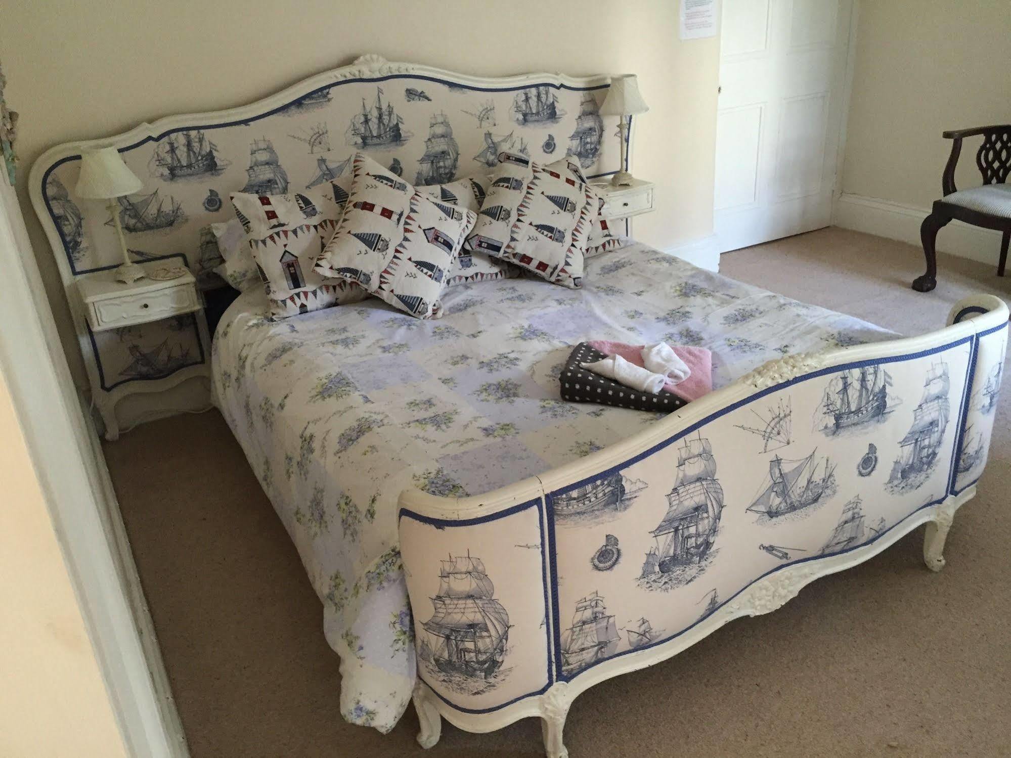 The Priory B&B Whitchurch  외부 사진