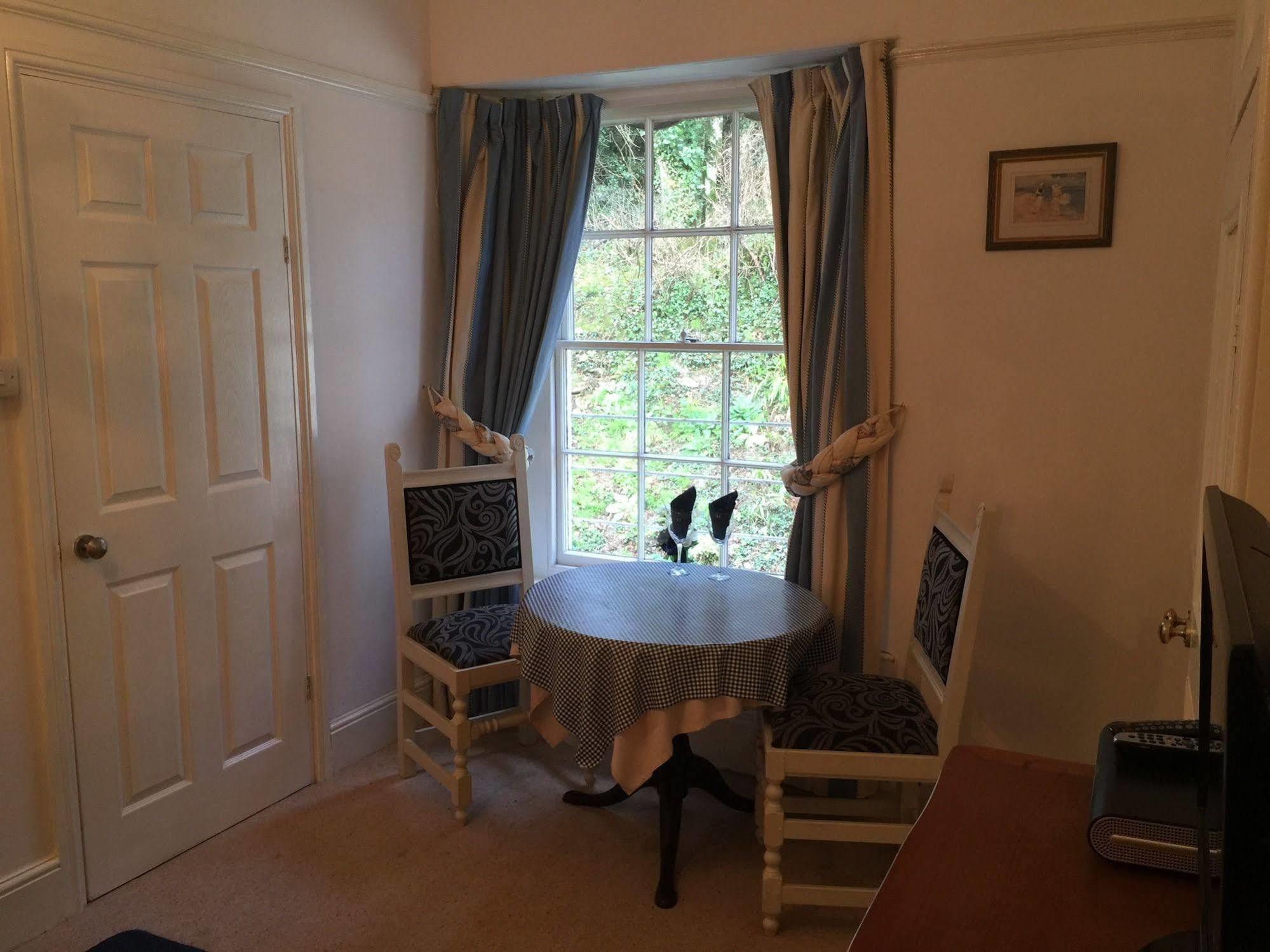 The Priory B&B Whitchurch  외부 사진