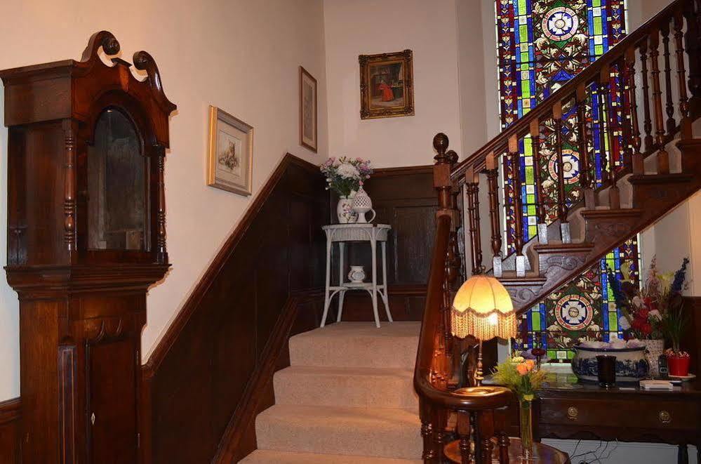 The Priory B&B Whitchurch  외부 사진