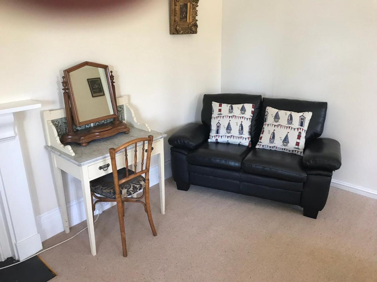 The Priory B&B Whitchurch  외부 사진
