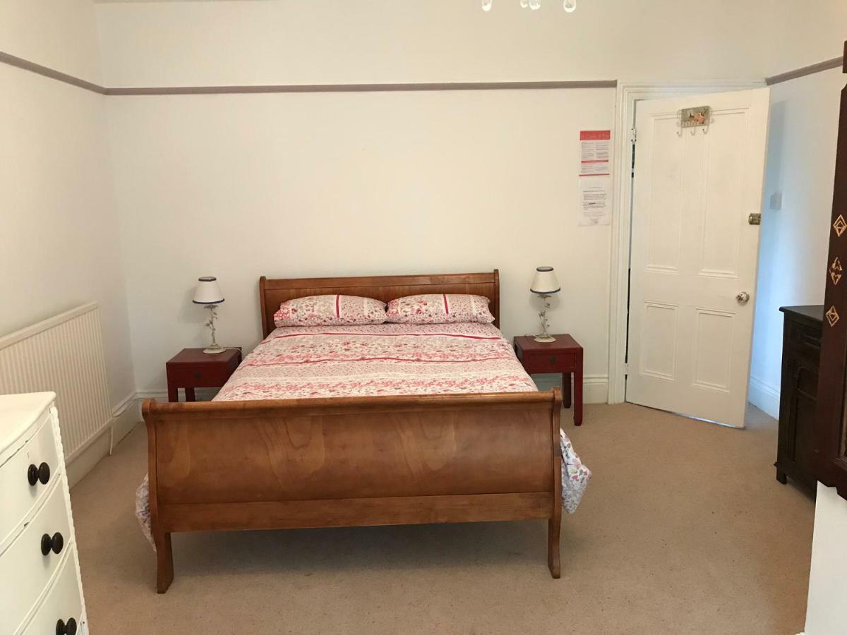 The Priory B&B Whitchurch  외부 사진