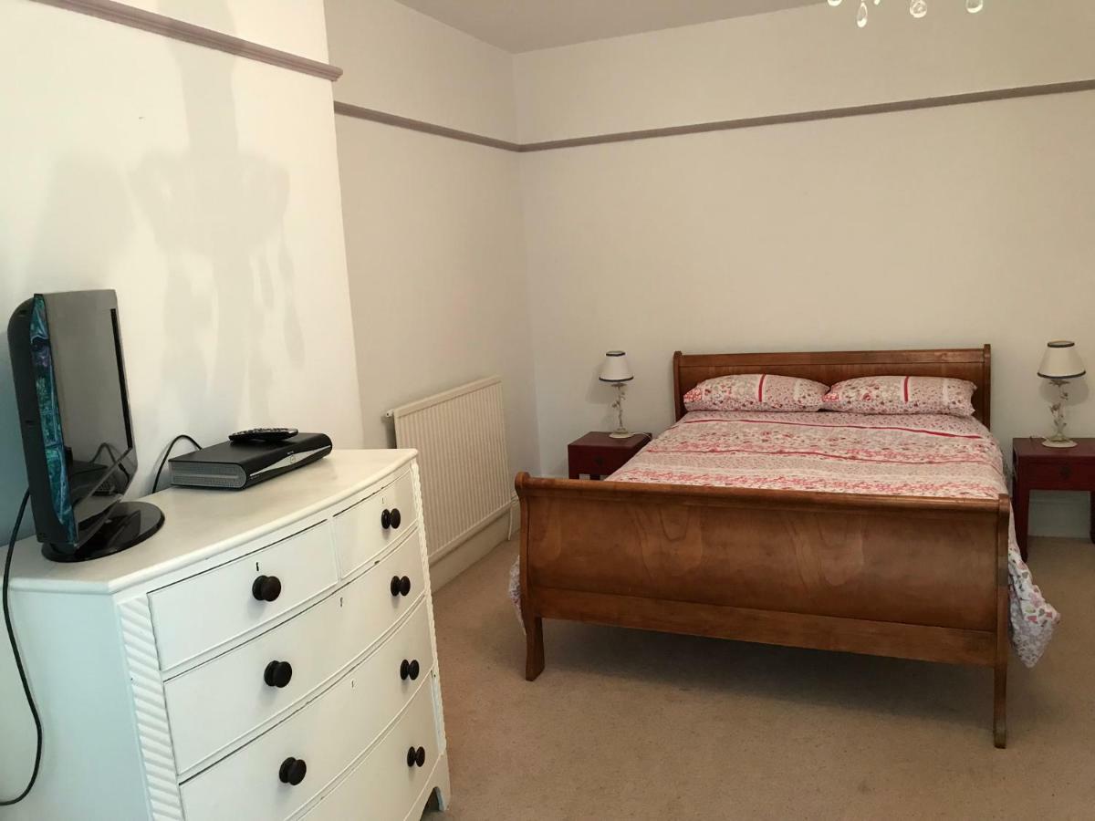 The Priory B&B Whitchurch  외부 사진