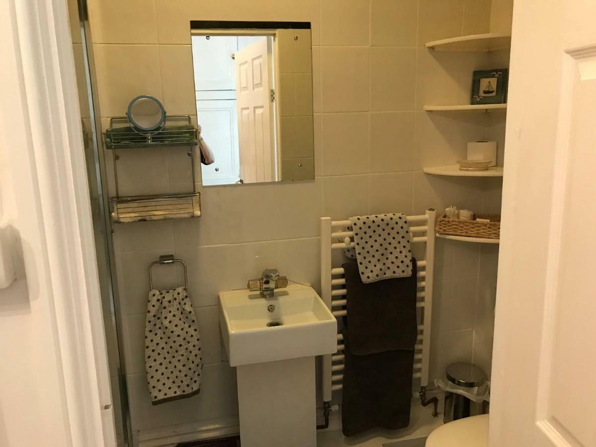 The Priory B&B Whitchurch  외부 사진